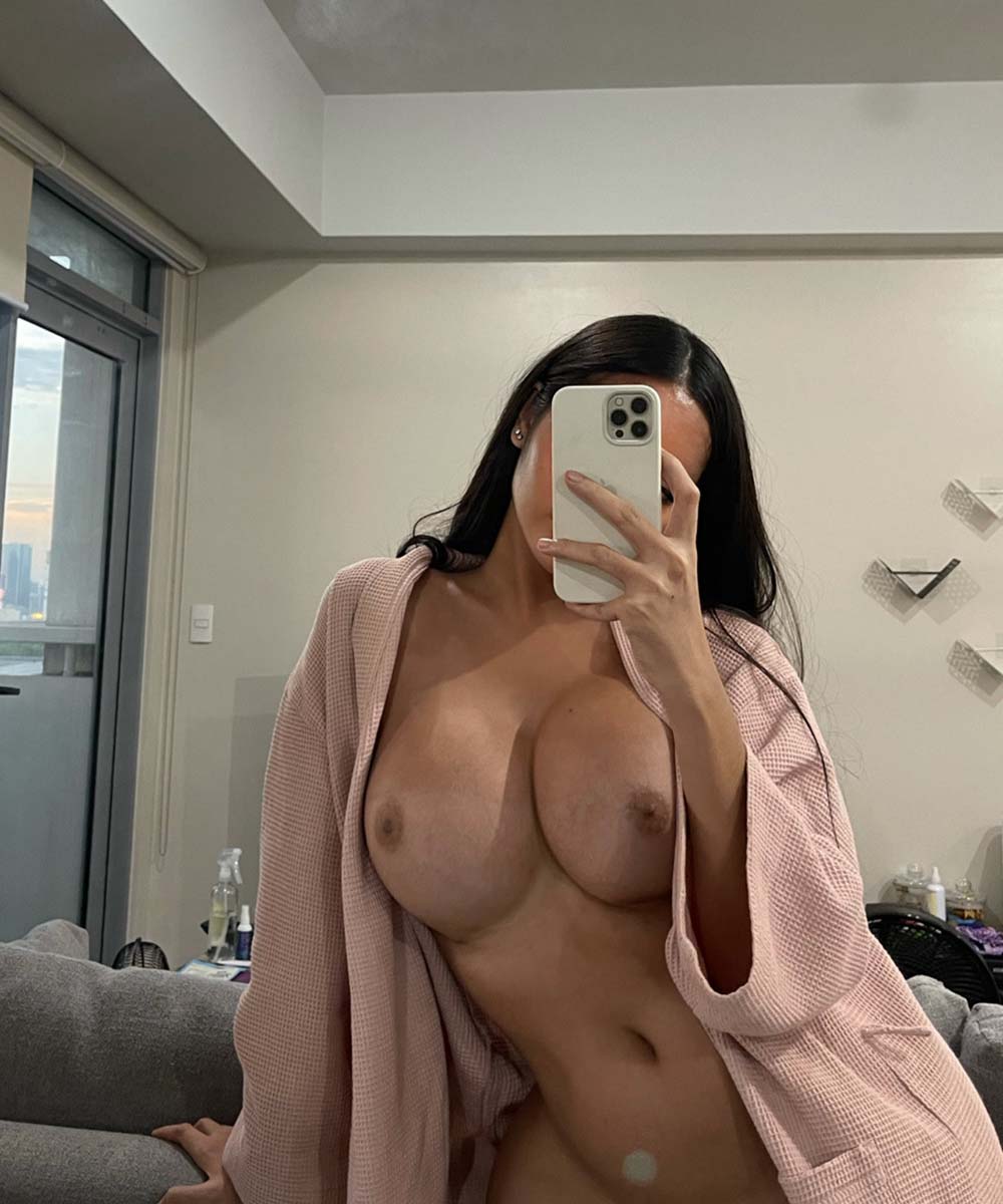 Angela Castellanos naked in Ankan