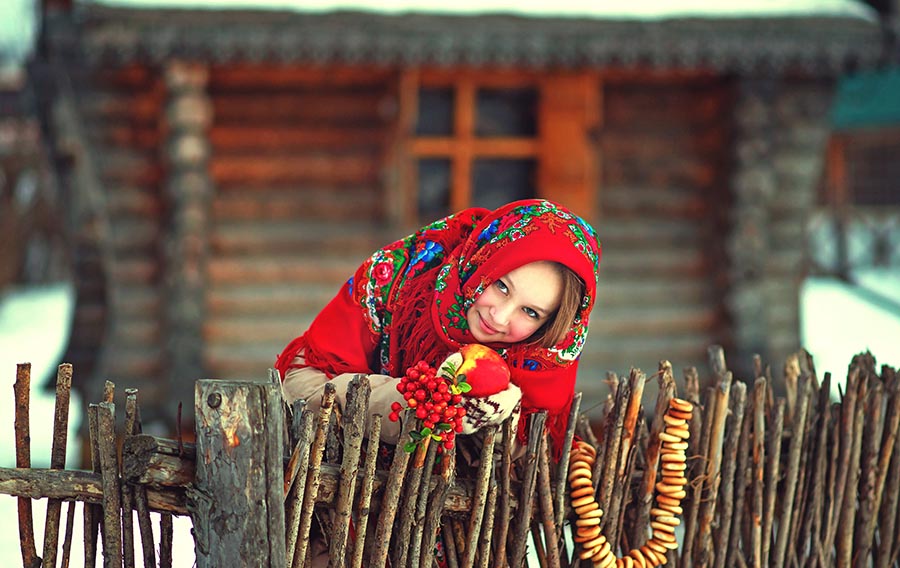 Sexy girl Women in Slavic costumes in Ankan