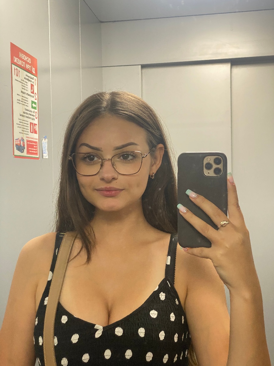 Sexy model Stacy in Ankan